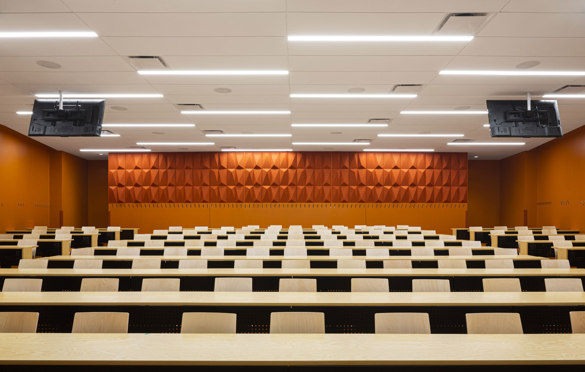 CampusMIL 068 b 1